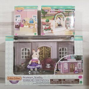 BUNDLE Calico Critters Town Series Designer Studio, Luxury Bed, Fashion Showcase